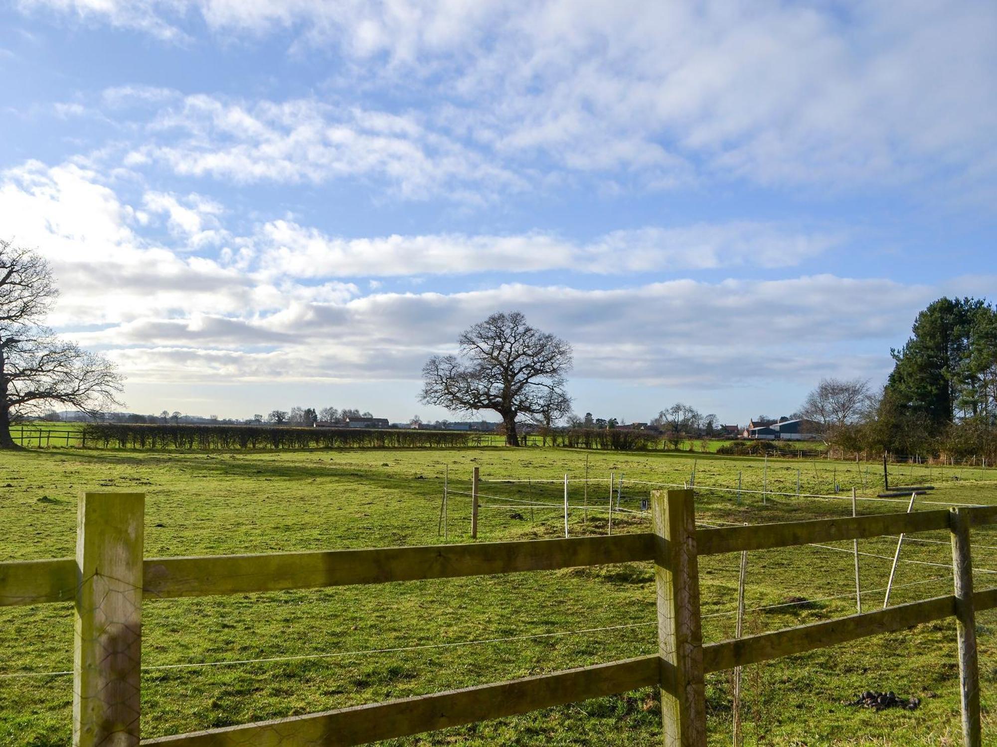 Ivy Grange Cottage Wistow  エクステリア 写真
