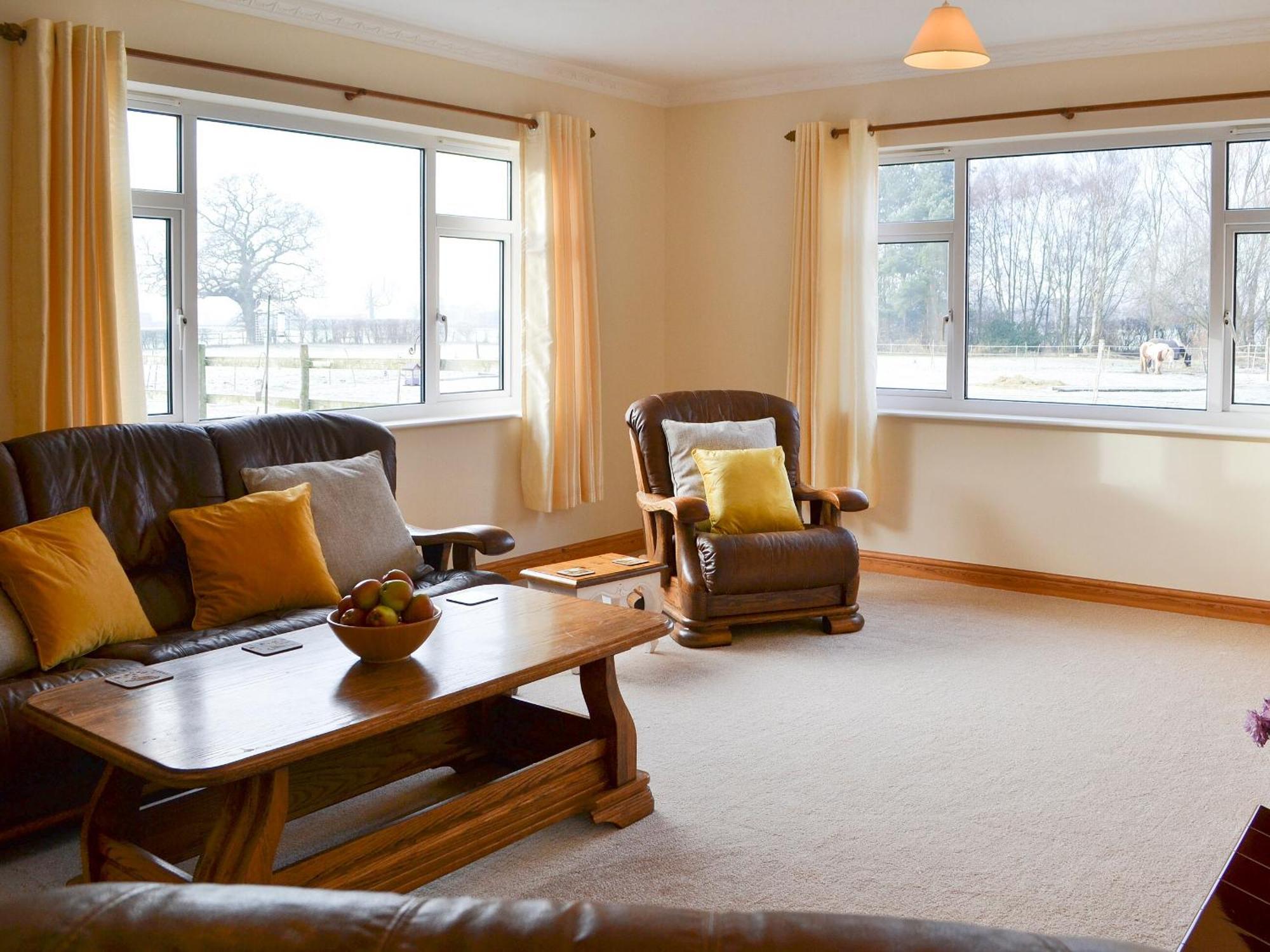 Ivy Grange Cottage Wistow  エクステリア 写真